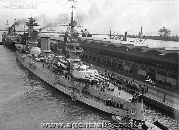 Navi da guerra Petropavlovsk 1911 Marat Volkhov incrociatore